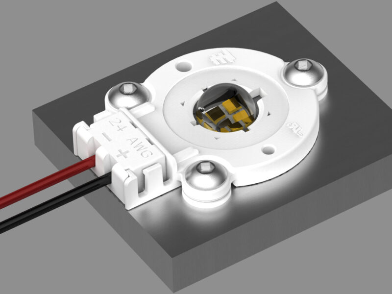 Solderless LED socket with optics snap-on feature