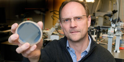 Surface emitting laser demonstrated to deliver error-free data at 40 Gbit/s