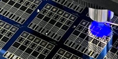 Ultra-low-energy optical chip-to-chip interconnect demonstrated