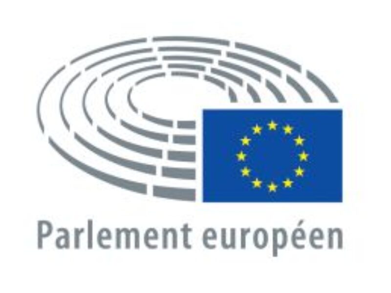 Législation sur les services numériques: accord sur un environnement en ligne sûr et transparent