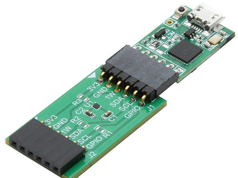 Secure Authenticator cryptographically protects with 1-wire interface