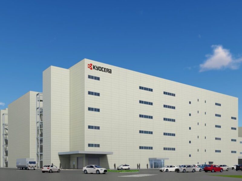 Kyocera construit sa plus grande usine au Japon