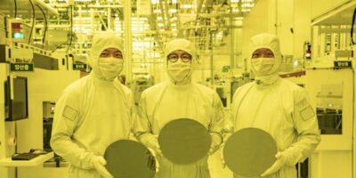 Samsung starts 3nm chip production ahead of TSMC.