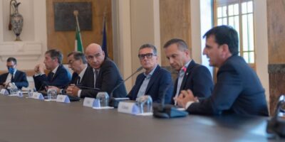 EssilorLuxottica investit €50 millions dans les lunnettes connectées