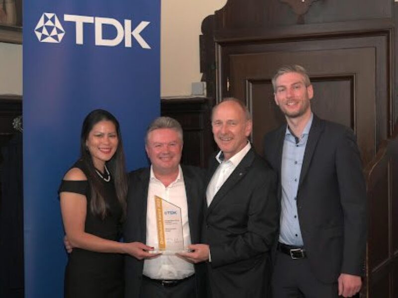 RS reçoit de TDK le prix européen de la distribution