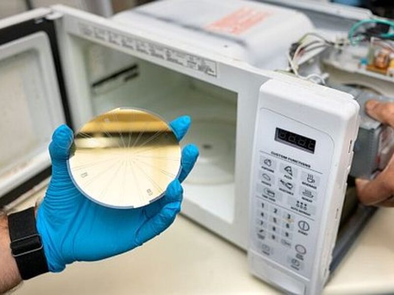 Modified microwave oven ‘cooks up’ next-gen semiconductors