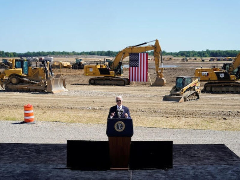 Intel damps expectations as it breaks ground in Ohio