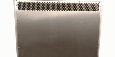 10U SOSA chassis supports redundant rear pluggable power supplies