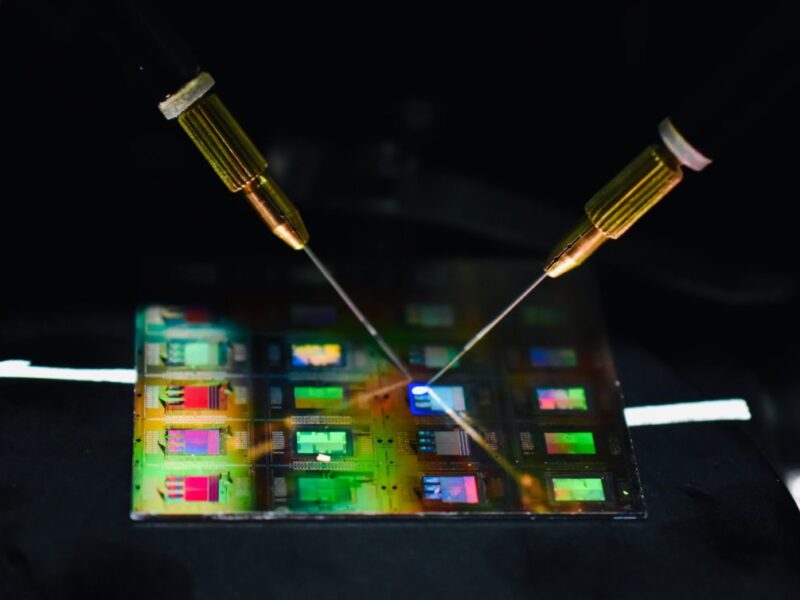 Key microLED display deal for 8K AR glasses