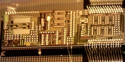 Optical chip can train machine learning hardware