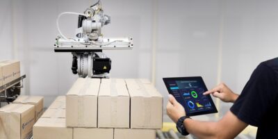 Comau teams to simplify robot control with a single PLC