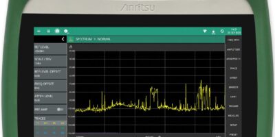 Analyseur de spectre multifonctions regroupant neuf instruments