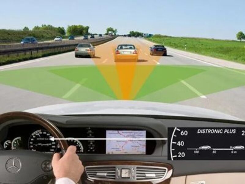 Brève histoire des systèmes ADAS : des commutateurs aux logiciels