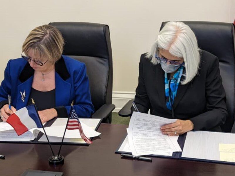 France signs quantum technology deal with US