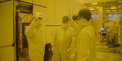 Intel lights up Irish 4nm EUV scanner