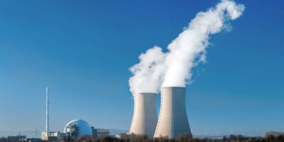 A new way to assess radiation damage in reactors