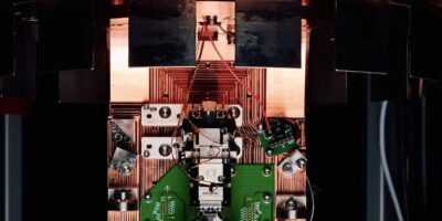 Oxford Ionics raises £30 million, is hiring