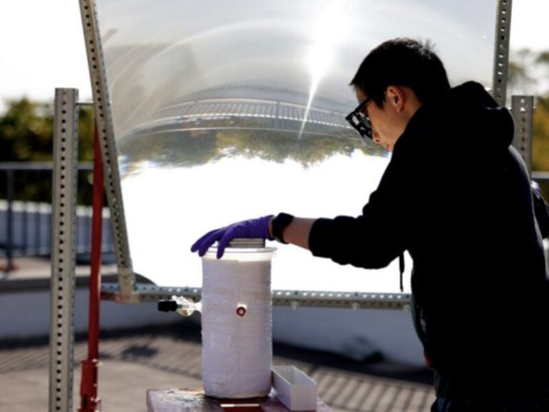 Water-splitting panel makes hydrogen more efficiently