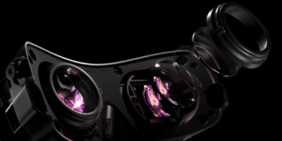 Custom-fit wearable VR Headset