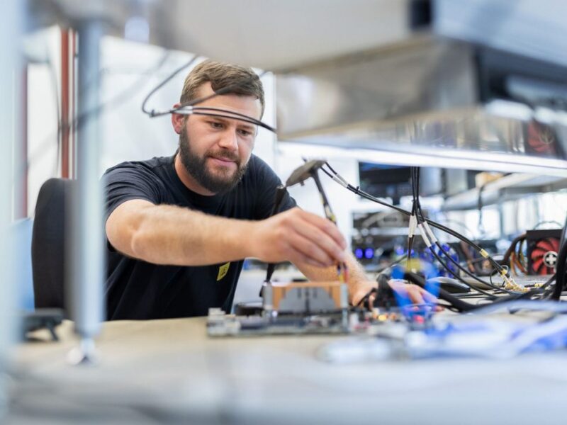 Un nouveau programme de formation à la conception de cartes porteuses