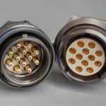 Connecteur multi coaxial avec des performances hautes fréquences