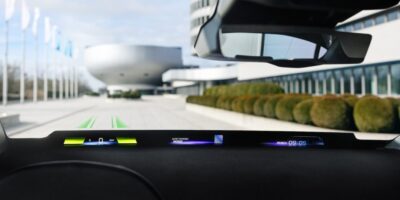 BMW brings CinemaScope-like HUD to series production