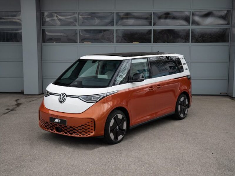 Electric VW camper van adds 1kW solar panels