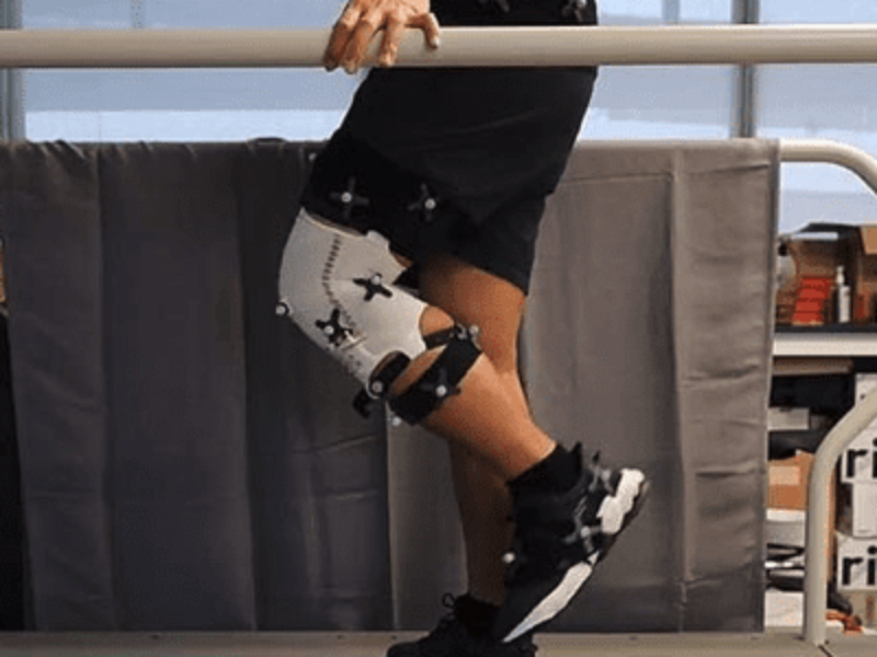 Knitted for your knee – Powered by an Arduino