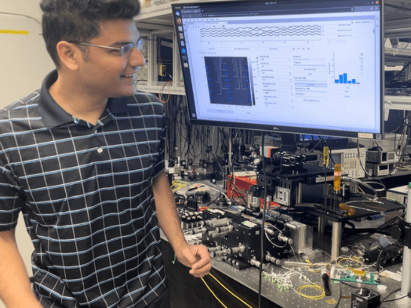Silicon photonic blockchain to reduce the energy of crypto mining