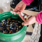 EU passes law for replaceable batteries