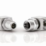 Connecteurs coudés M5 à montage sur panneau