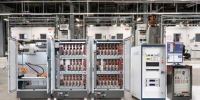 Collaboration FEV dSPACE pour l’intégration mondiale de bancs de tests HIL de puissance