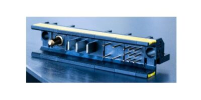 Connecteur hybride modulaire pour liaisons carte à carte