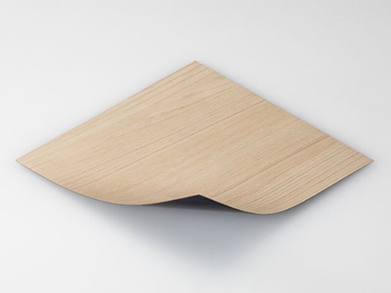 Lightweight metasurface microwave reflector for 5G, 6G