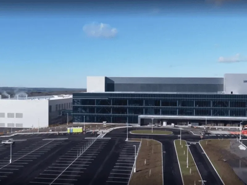 Wolfspeed en perte, construit une énorme fab de SiC