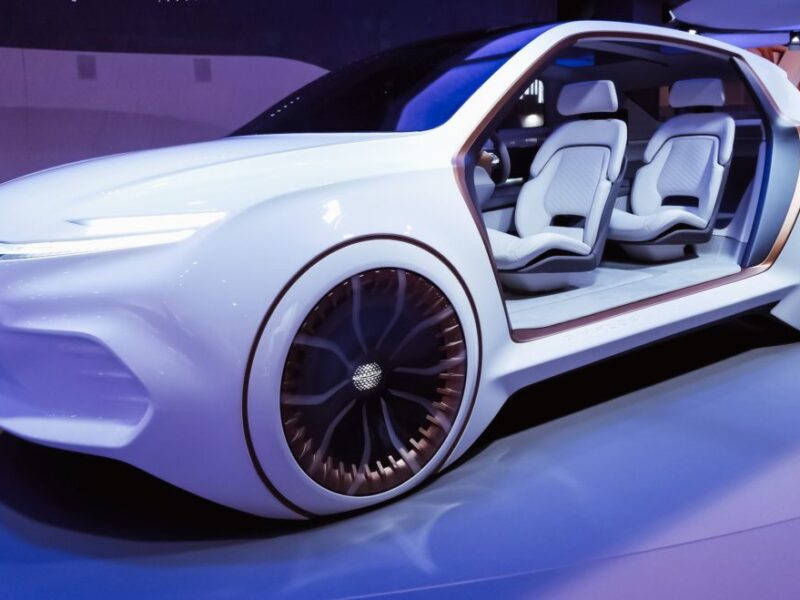 Stellantis mise sur l&rsquo;IA pour réduire le nombre de puces dans les voitures