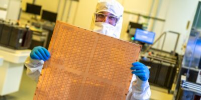 Intel tips glass substrate for chiplet packaging
