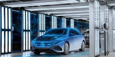 Mercedes-Benz prepares digital production system with generative AI