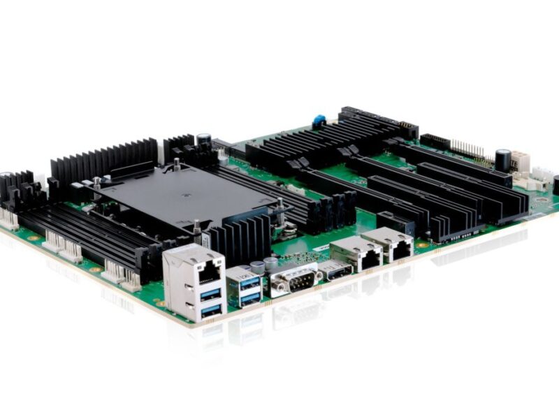 Carte mère de classe serveur avec chipset Intel C741 et processeur évolutif Intel Xeon de 4e/5e génération