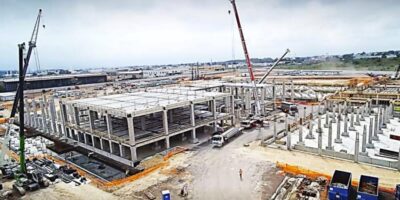 ST prévoit une croissance de 7 % pour 2023