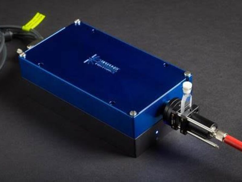 World’s first battery-operated portable wideband laser