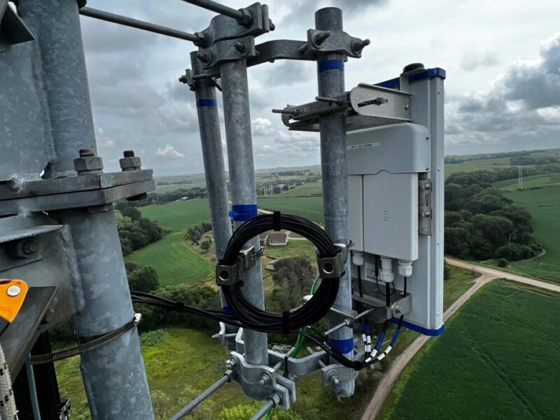 Cambium Networks gets large order for 6 GHz broadband platform