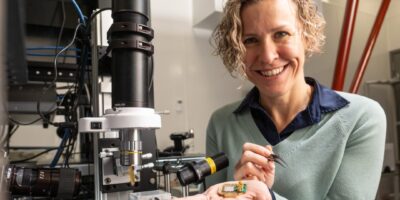 Microsoft teams with Photonic in $100m quantum computing deal