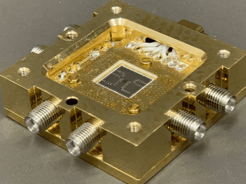 Alice & Bob tape out 16 qubit quantum processor