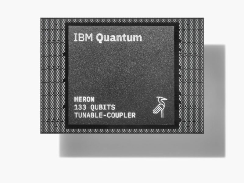 IBM lance une puce quantique de 133 qbits et vise 1 milliard de portes