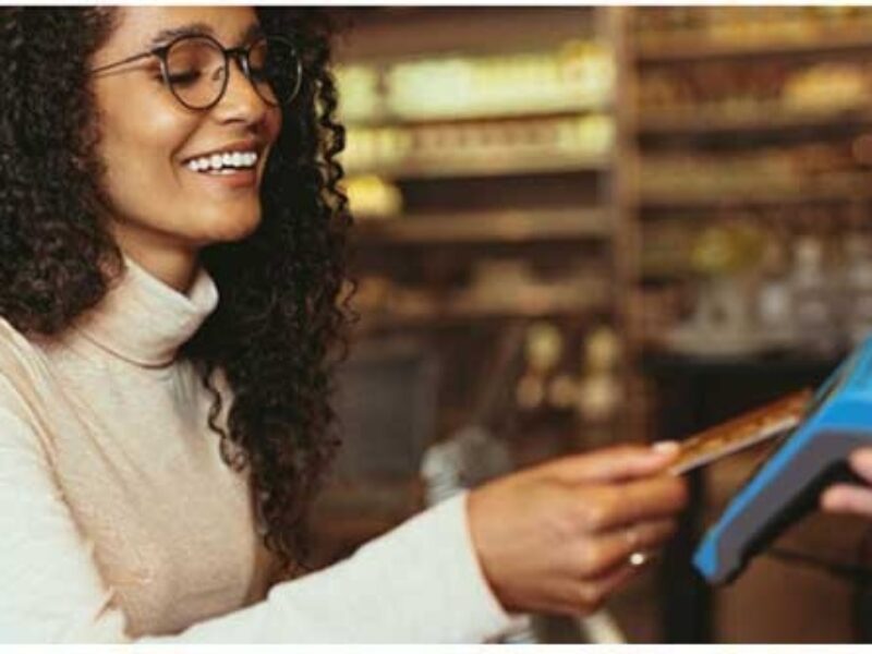 Thales lance une carte de paiement biométrique avec Fingerprint