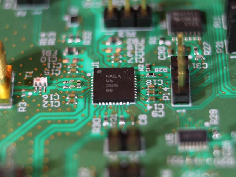 First Wi-Fi-based extreme-low-power passive backscatter chip