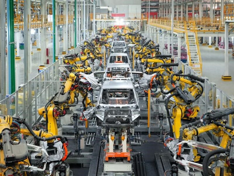 BYD construit une usine de VE en Hongrie