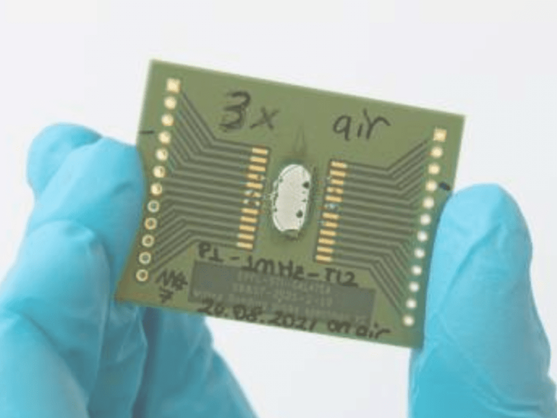 Turning glass into a ‘transparent’ light-energy harvester