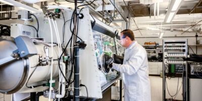 Cathode innovation makes sodium-ion battery an attractive option for electric vehicles